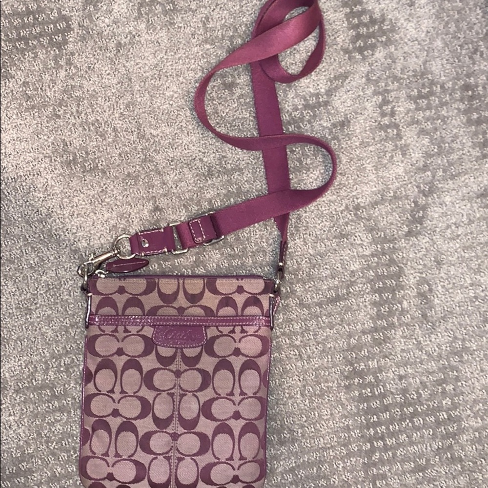 Coach purse, old, but great condition